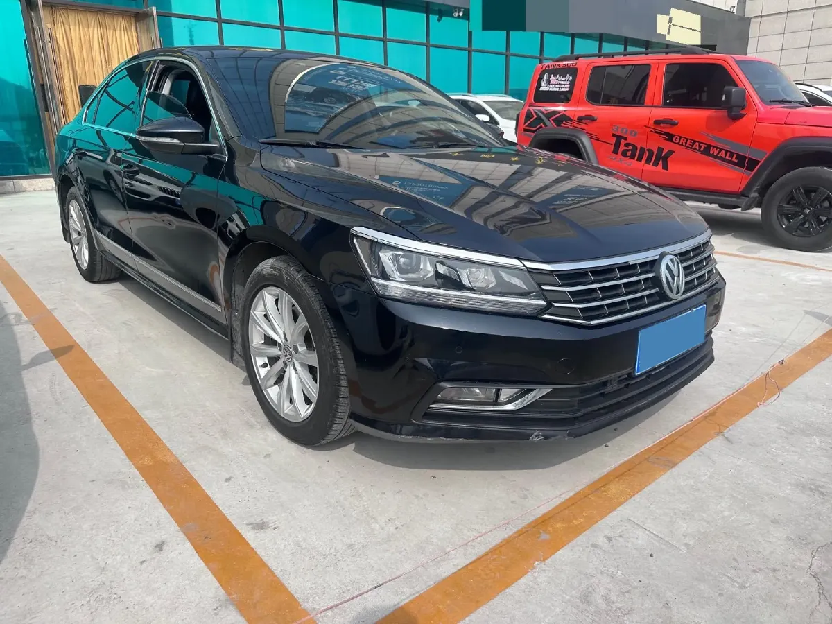 2017 Volkswagen Passat 1.8T 180HP L4 7DCT,autocango,china used car exporter,china ev exporter,chinese used car exporter,chinese used ev exporter