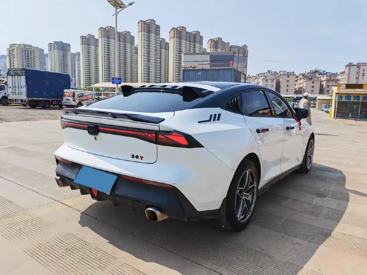 2022 ChangAn UNI-V 1.5T 188HP L4 7DCT,autocango,china used car exporter,china ev exporter,chinese used car exporter,chinese used ev exporter