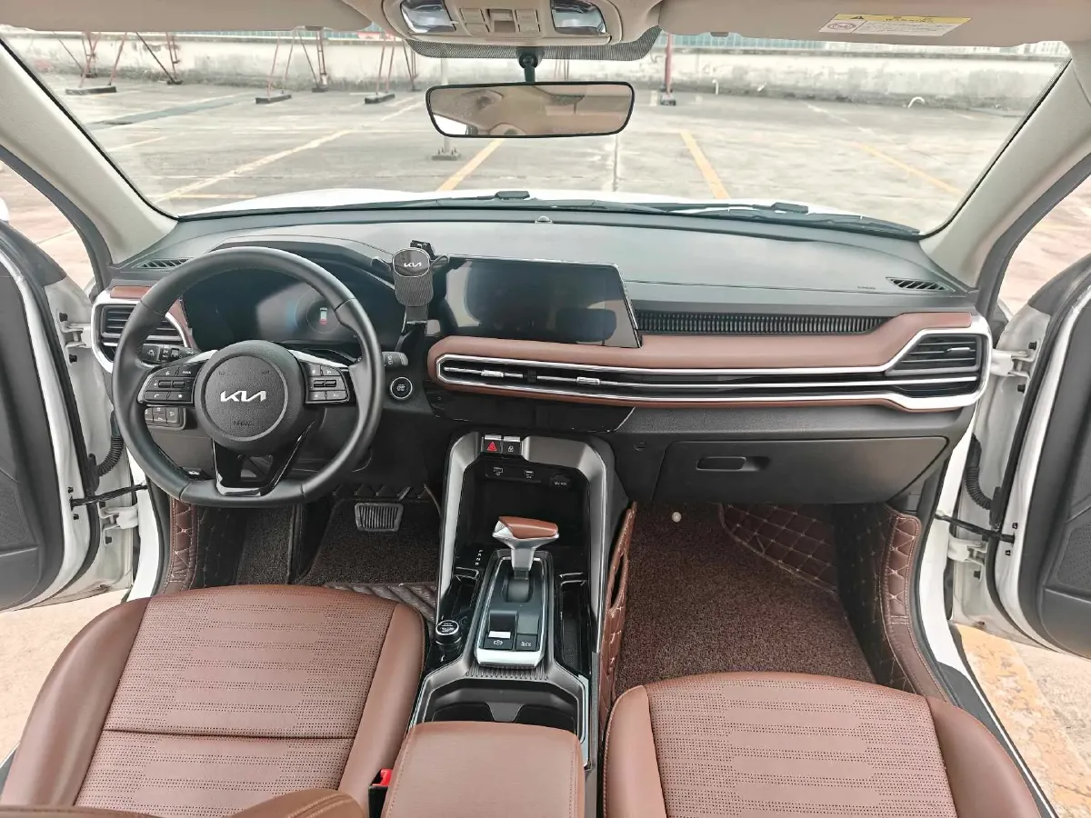 2021 Kia Sportage R 2.0L 161HP L4 6AT,autocango,china used car exporter,china ev exporter,chinese used car exporter,chinese used ev exporter