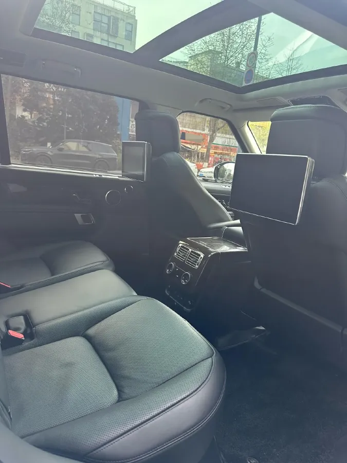 2020 Land Rover Range Rover 3.0T 400HP L6 8AT,autocango,china used car exporter,china ev exporter,chinese used car exporter,chinese used ev exporter