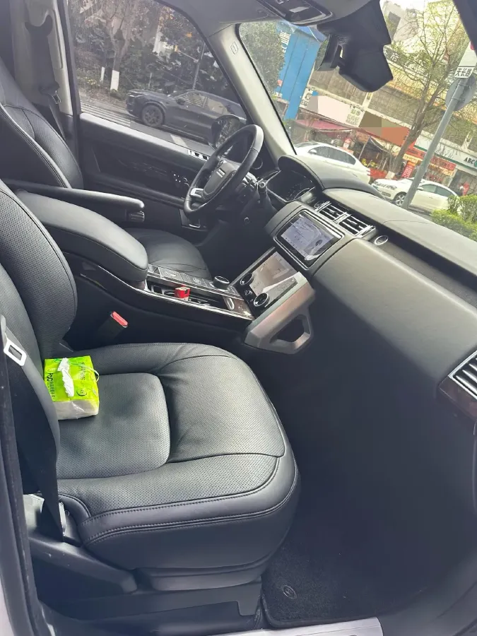 2020 Land Rover Range Rover 3.0T 400HP L6 8AT,autocango,china used car exporter,china ev exporter,chinese used car exporter,chinese used ev exporter