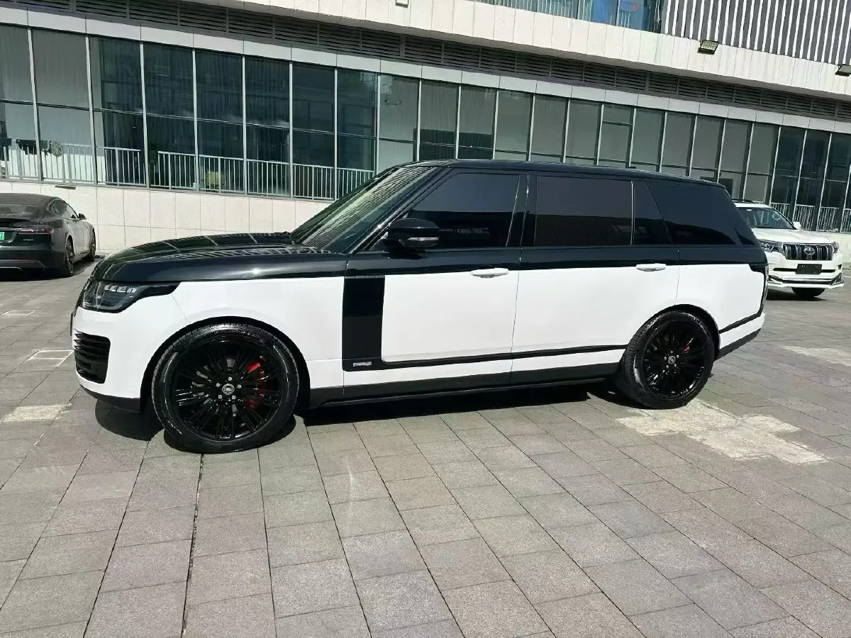 2020 Land Rover Range Rover 3.0T 400HP L6 8AT,autocango,china used car exporter,china ev exporter,chinese used car exporter,chinese used ev exporter