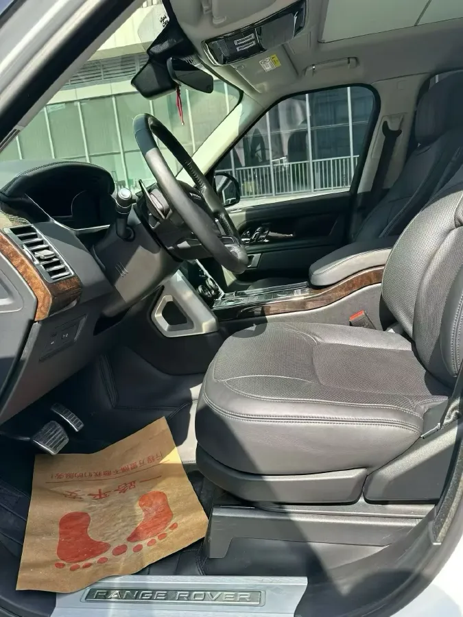 2020 Land Rover Range Rover 3.0T 400HP L6 8AT,autocango,china used car exporter,china ev exporter,chinese used car exporter,chinese used ev exporter