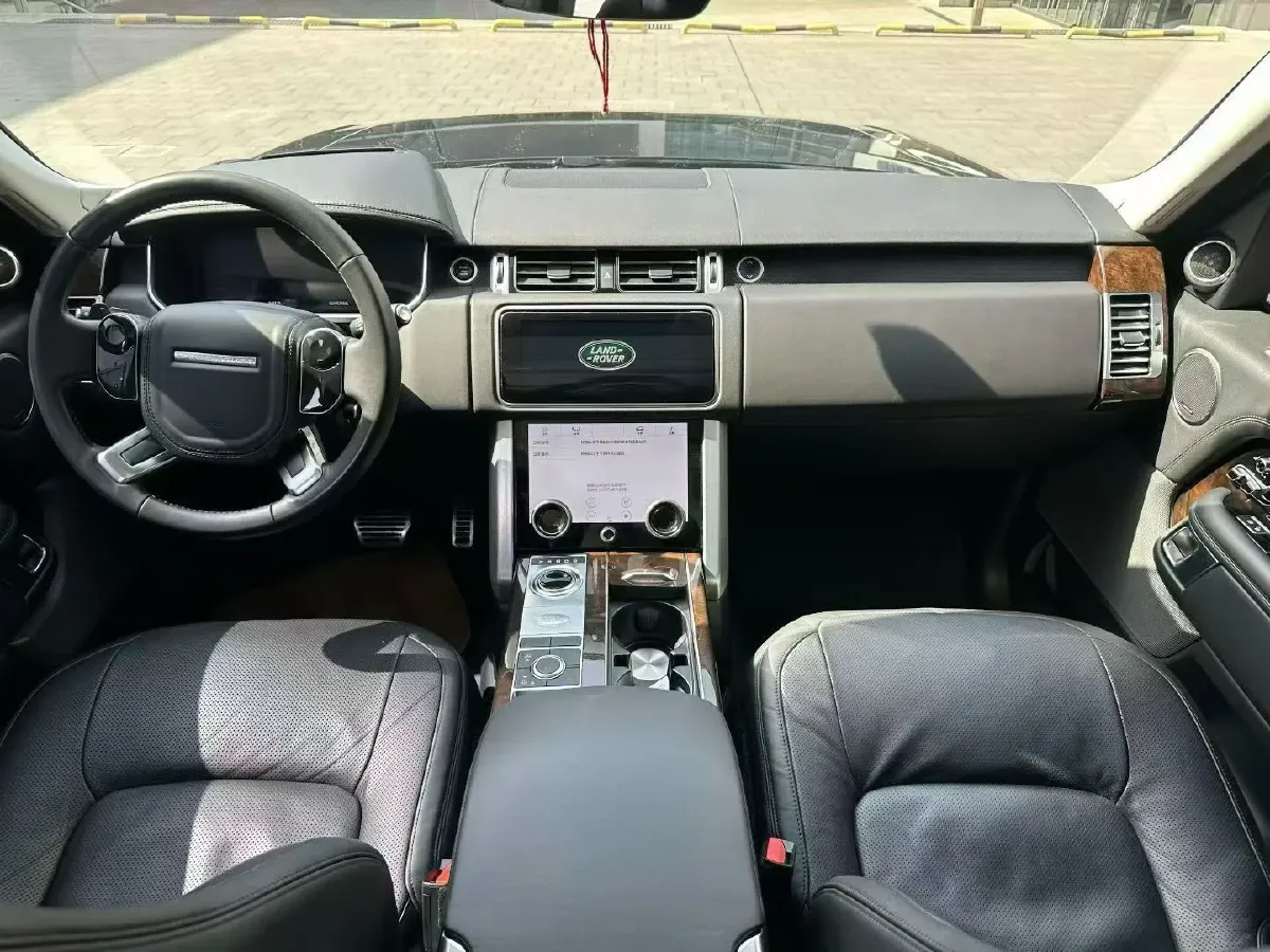 2020 Land Rover Range Rover 3.0T 400HP L6 8AT,autocango,china used car exporter,china ev exporter,chinese used car exporter,chinese used ev exporter