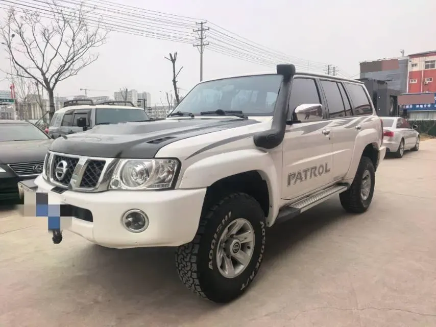 2018 Nissan Patrol 4.0L 279HP V6 7AT,autocango,china used car exporter,china ev exporter,chinese used car exporter,chinese used ev exporter