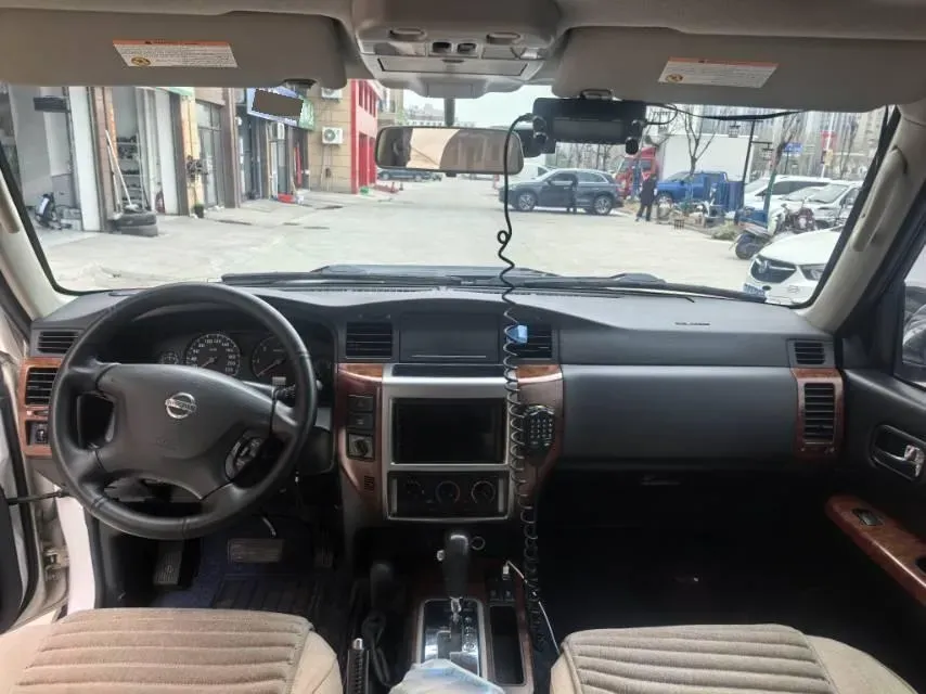 2018 Nissan Patrol 4.0L 279HP V6 7AT,autocango,china used car exporter,china ev exporter,chinese used car exporter,chinese used ev exporter