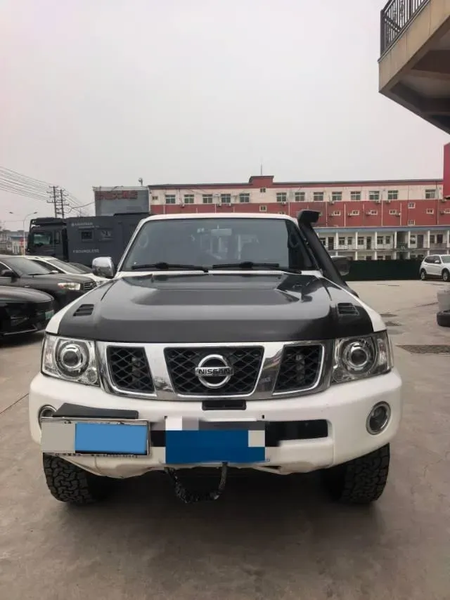 2018 Nissan Patrol 4.0L 279HP V6 7AT,autocango,china used car exporter,china ev exporter,chinese used car exporter,chinese used ev exporter