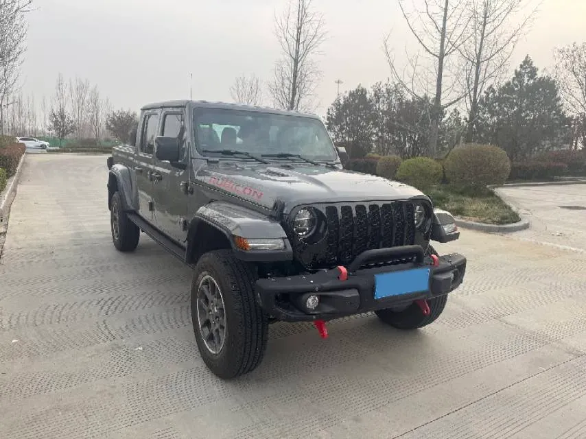 2023 Jeep Gladiator 3.6L 284HP V6 8AT,autocango,china used car exporter,china ev exporter,chinese used car exporter,chinese used ev exporter