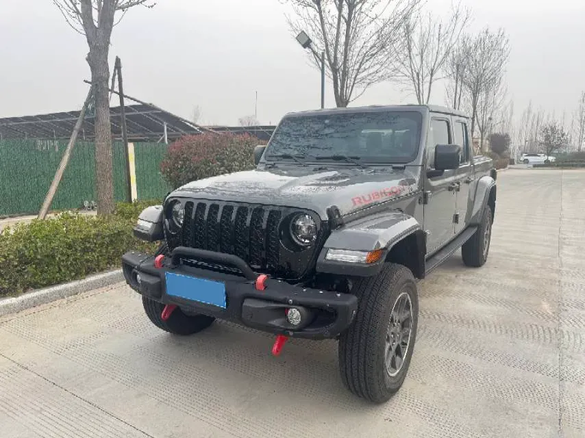 2023 Jeep Gladiator 3.6L 284HP V6 8AT,autocango,china used car exporter,china ev exporter,chinese used car exporter,chinese used ev exporter