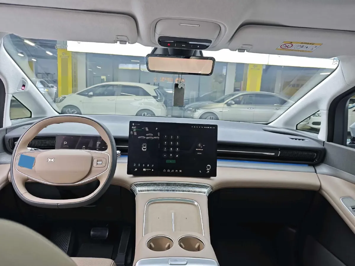 2025 Xpeng X9 BEV,autocango,china used car exporter,china ev exporter,chinese used car exporter,chinese used ev exporter