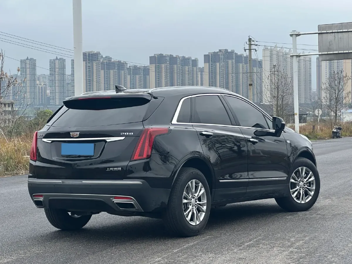 2022 Cadillac XT5 2.0T 237HP L4 9AT,autocango,china used car exporter,china ev exporter,chinese used car exporter,chinese used ev exporter