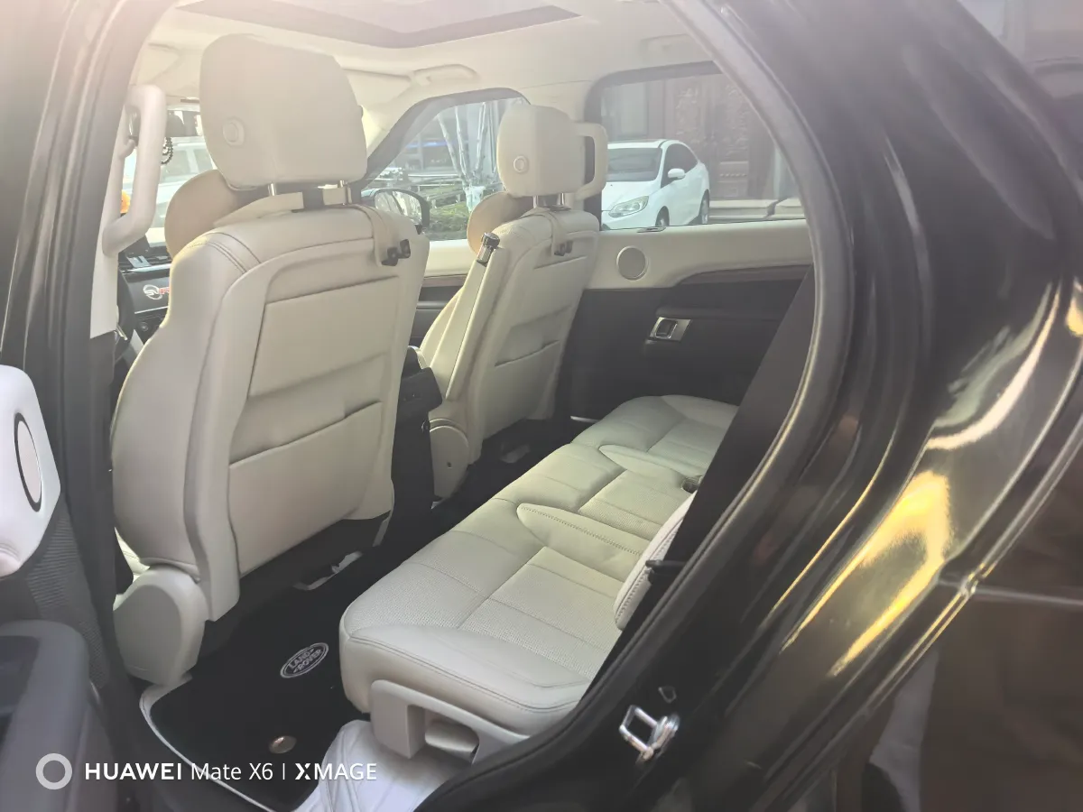 2018 Land Rover Discovery 3.0T 340HP V6 8AT,autocango,china used car exporter,china ev exporter,chinese used car exporter,chinese used ev exporter