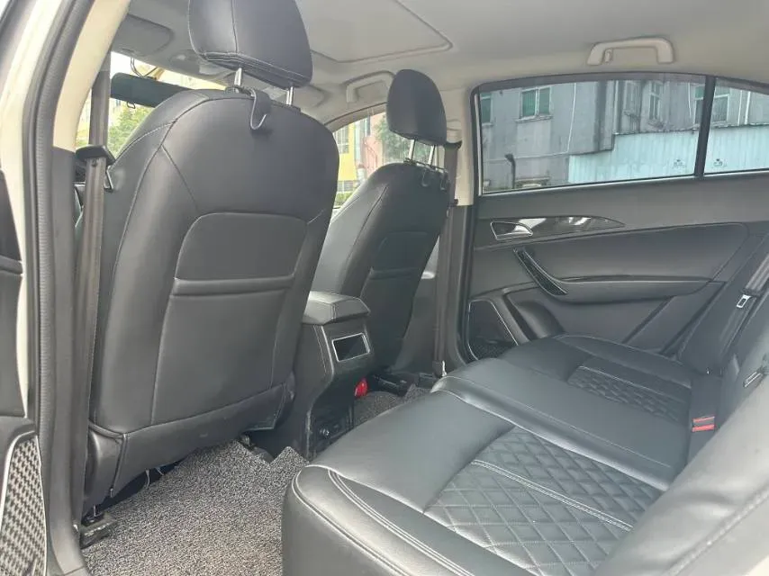 2017 Zotye Z560 1.5T 150HP L4 CVT,autocango,china used car exporter,china ev exporter,chinese used car exporter,chinese used ev exporter