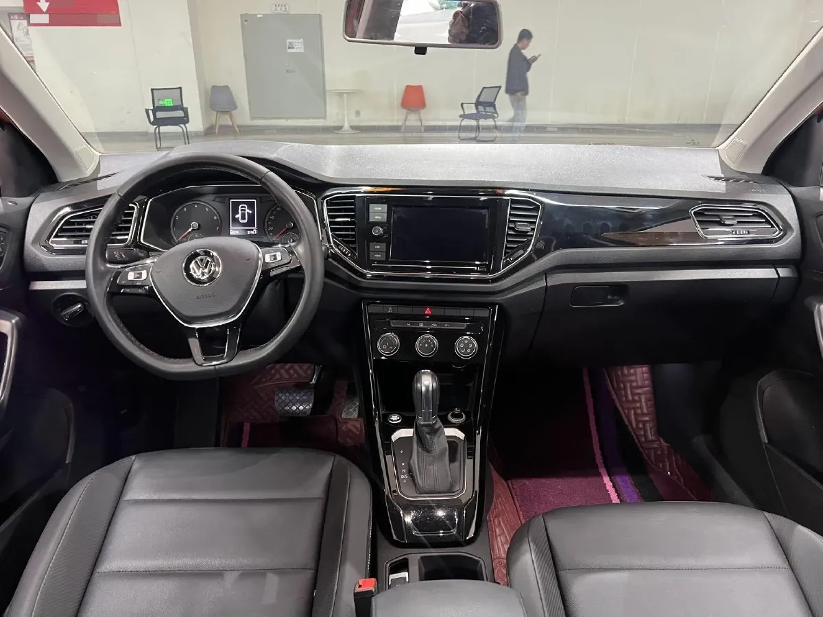 2019 Volkswagen T-Roc 1.4T 150HP L4 7DCT,autocango,china used car exporter,china ev exporter,chinese used car exporter,chinese used ev exporter