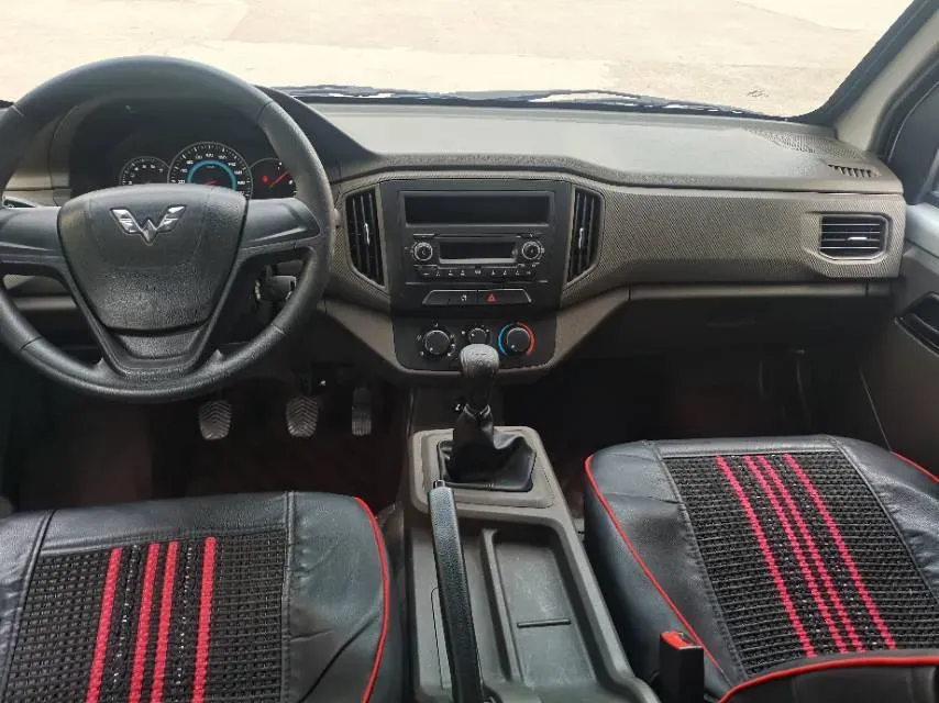 2019 WuLing RongGuang New Truck 1.8L 133HP L4 5MT,autocango,china used car exporter,china ev exporter,chinese used car exporter,chinese used ev exporter