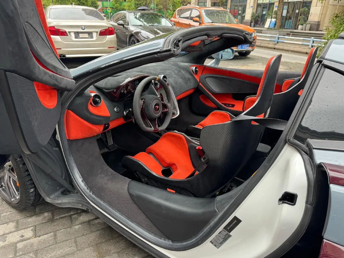 2019 McLaren 600LT 3.8T 600HP V8 7DCT,autocango,china used car exporter,china ev exporter,chinese used car exporter,chinese used ev exporter