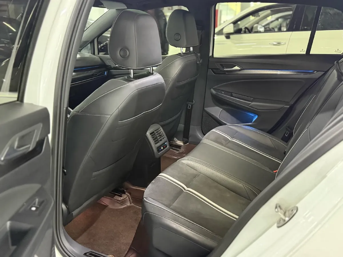 2021 Volkswagen Golf 1.4T 150HP L4 7DCT,autocango,china used car exporter,china ev exporter,chinese used car exporter,chinese used ev exporter