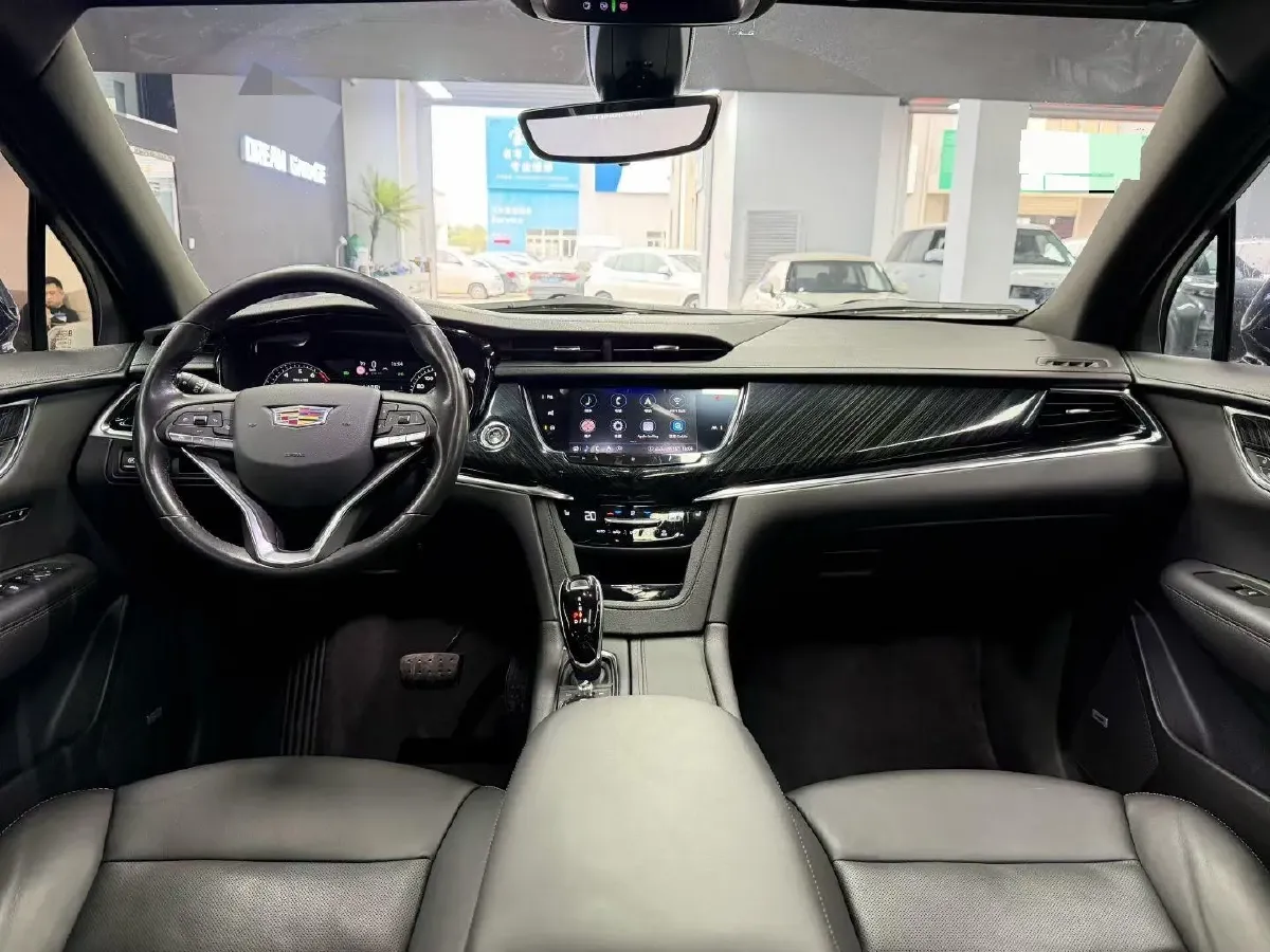 2020 Cadillac XT6 2.0T 241HP L4 9AT,autocango,china used car exporter,china ev exporter,chinese used car exporter,chinese used ev exporter