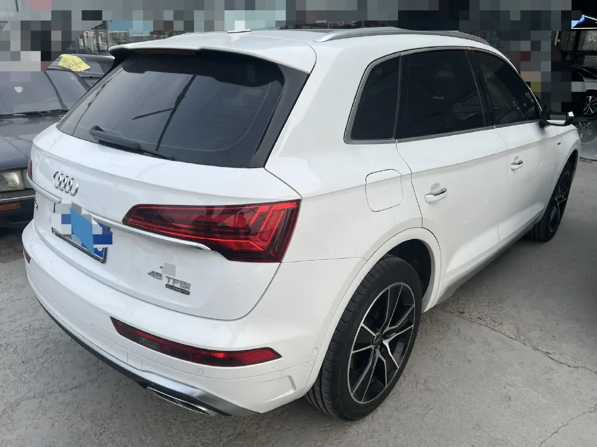 2021 Audi Q5L 2.0T 252HP L4 7DCT,autocango,china used car exporter,china ev exporter,chinese used car exporter,chinese used ev exporter