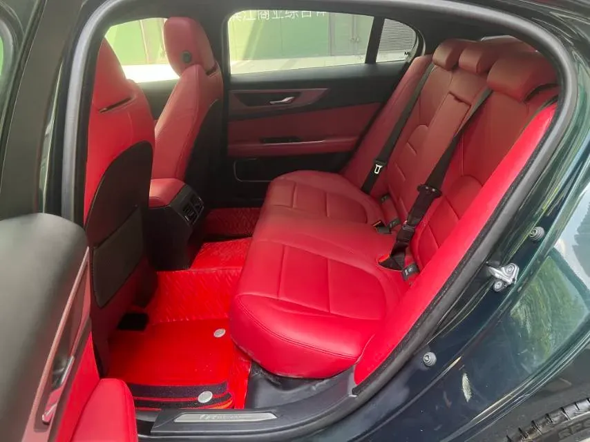 2022 Jaguar XEL 2.0T 250HP L4 8AT,autocango,china used car exporter,china ev exporter,chinese used car exporter,chinese used ev exporter