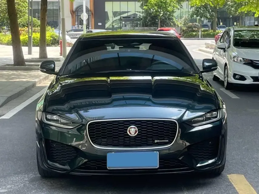 2022 Jaguar XEL 2.0T 250HP L4 8AT,autocango,china used car exporter,china ev exporter,chinese used car exporter,chinese used ev exporter