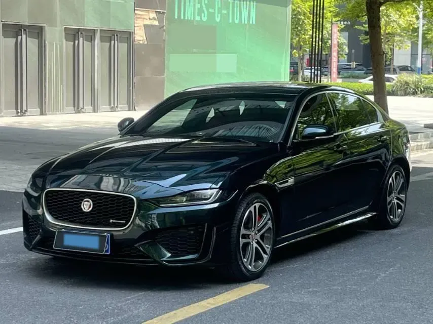 2022 Jaguar XEL 2.0T 250HP L4 8AT,autocango,china used car exporter,china ev exporter,chinese used car exporter,chinese used ev exporter
