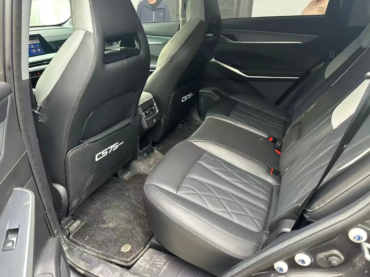 2024 ChangAn CS75 Plus 1.5T 188HP L4 8AT,autocango,china used car exporter,china ev exporter,chinese used car exporter,chinese used ev exporter