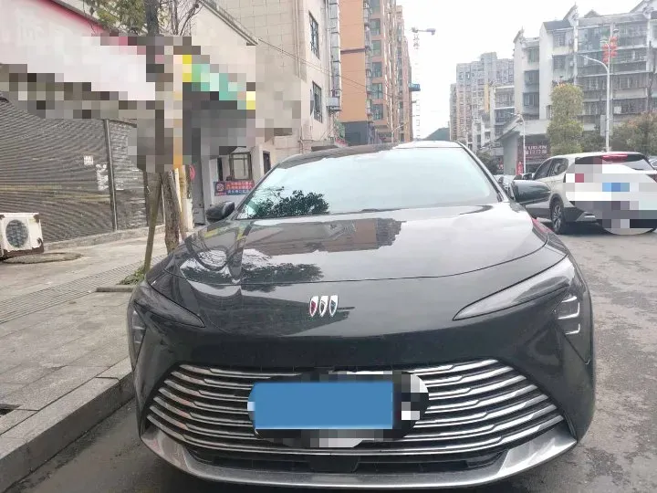 2025 Buick Larcosse 2.0T 237HP L4 9AT,autocango,china used car exporter,china ev exporter,chinese used car exporter,chinese used ev exporter