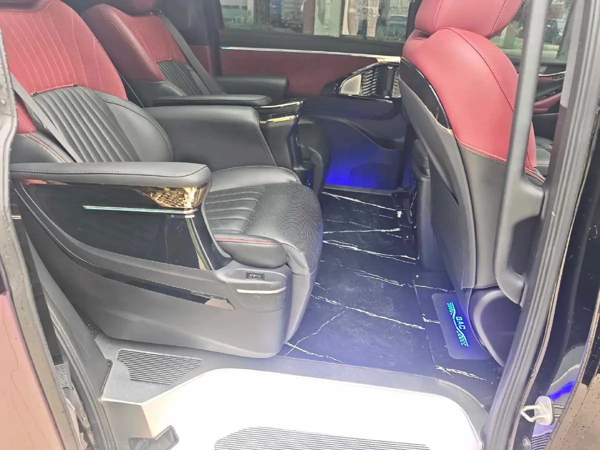 2023 GAC Trumpchi M8 2.0T 252HP L4 8AT,autocango,china used car exporter,china ev exporter,chinese used car exporter,chinese used ev exporter