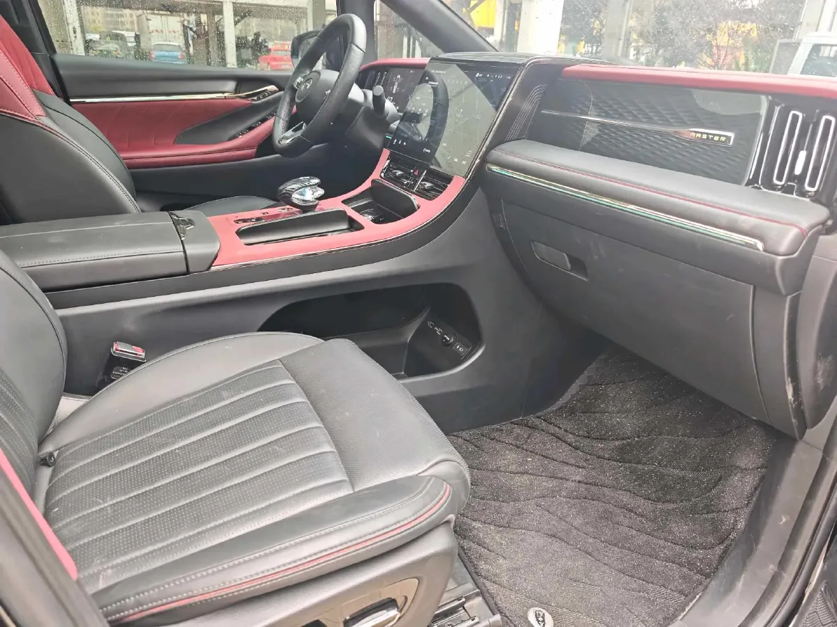 2023 GAC Trumpchi M8 2.0T 252HP L4 8AT,autocango,china used car exporter,china ev exporter,chinese used car exporter,chinese used ev exporter