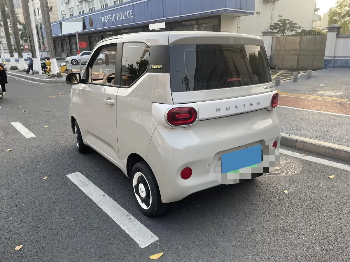 2025 WuLing HongGuang MINI EV BEV 16.2KWH,autocango,china used car exporter,china ev exporter,chinese used car exporter,chinese used ev exporter