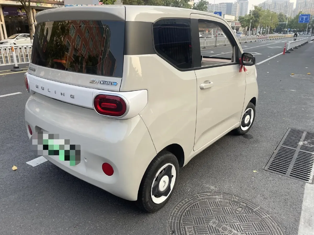 2025 WuLing HongGuang MINI EV BEV 16.2KWH,autocango,china used car exporter,china ev exporter,chinese used car exporter,chinese used ev exporter