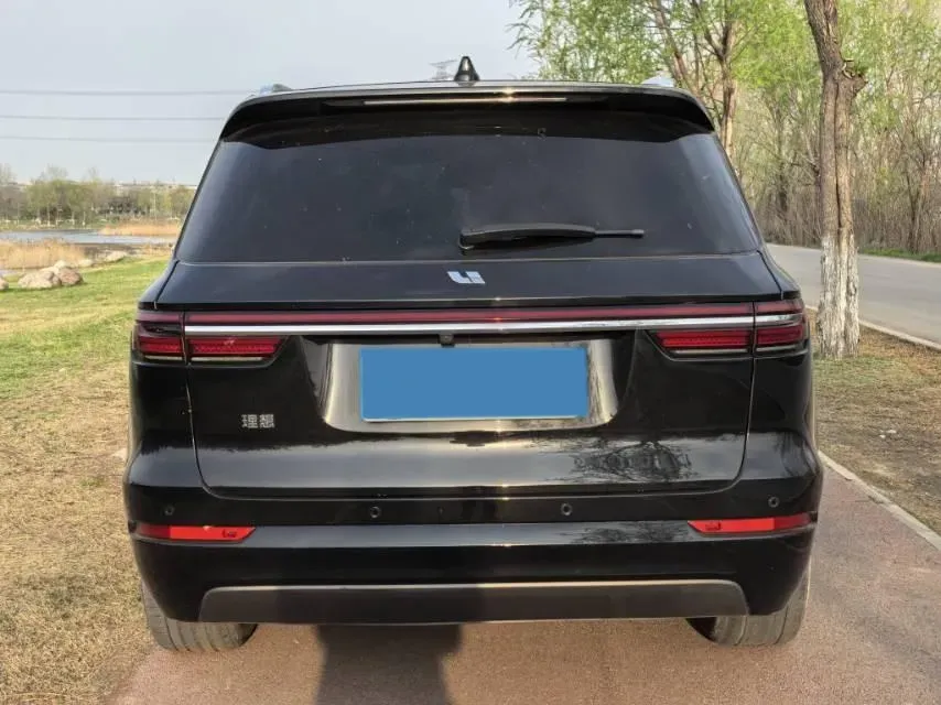 2021 Li ONE Range Extended 131HP REEV 40.5KWH,autocango,china used car exporter,china ev exporter,chinese used car exporter,chinese used ev exporter