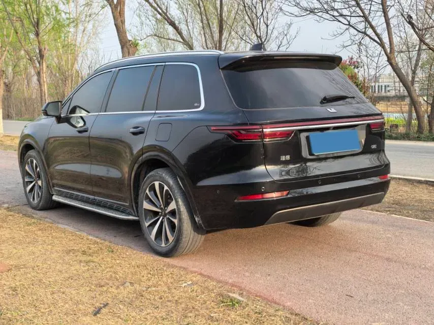 2021 Li ONE Range Extended 131HP REEV 40.5KWH,autocango,china used car exporter,china ev exporter,chinese used car exporter,chinese used ev exporter