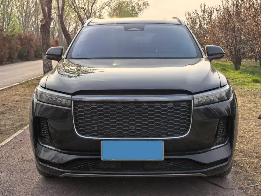 2021 Li ONE Range Extended 131HP REEV 40.5KWH,autocango,china used car exporter,china ev exporter,chinese used car exporter,chinese used ev exporter