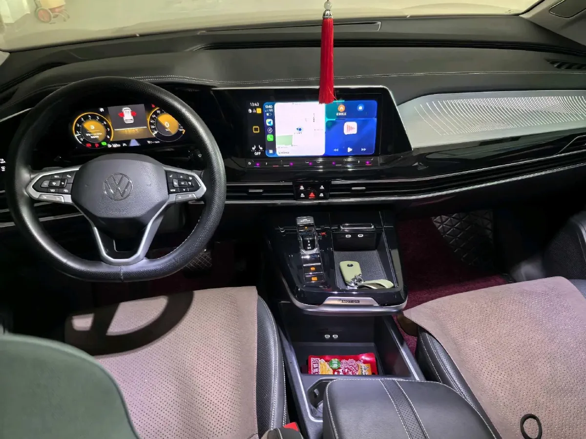 2022 Volkswagen Talagon 2.0T 220HP L4 7DCT,autocango,china used car exporter,china ev exporter,chinese used car exporter,chinese used ev exporter