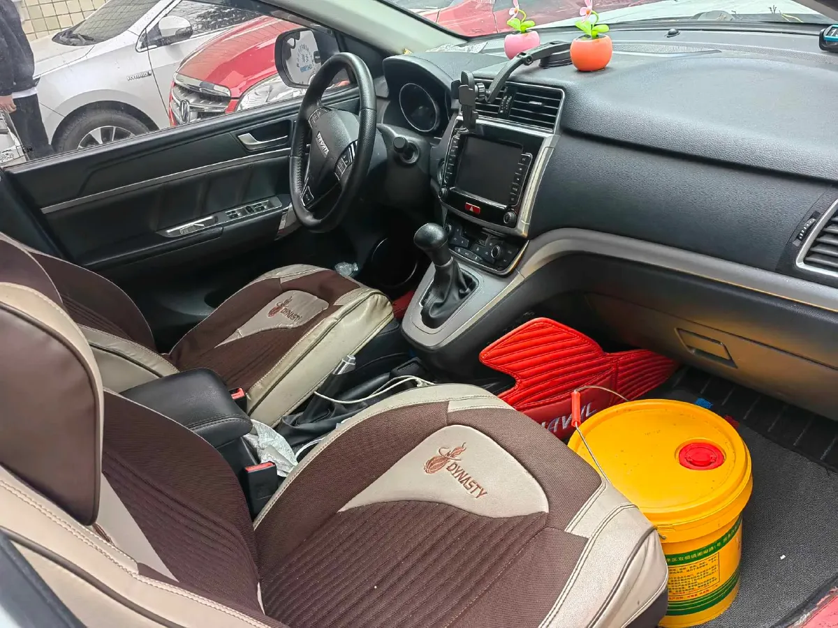 2019 Haval M6 1.5T 150HP L4 7DCT,autocango,china used car exporter,china ev exporter,chinese used car exporter,chinese used ev exporter