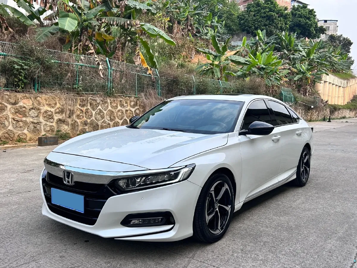 2018 Honda Accord 1.5T 194HP L4 CVT,autocango,china used car exporter,china ev exporter,chinese used car exporter,chinese used ev exporter