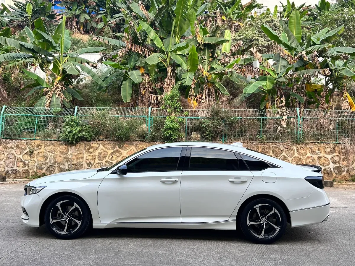 2018 Honda Accord 1.5T 194HP L4 CVT,autocango,china used car exporter,china ev exporter,chinese used car exporter,chinese used ev exporter