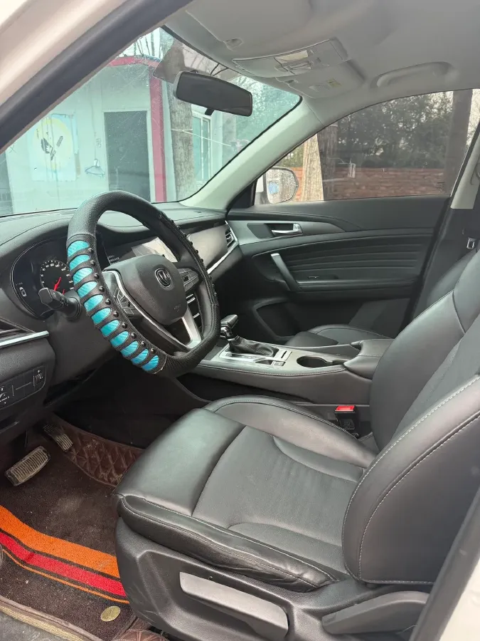 2021 ChangAn CS35 Plus 1.6L 128HP L4 CVT,autocango,china used car exporter,china ev exporter,chinese used car exporter,chinese used ev exporter