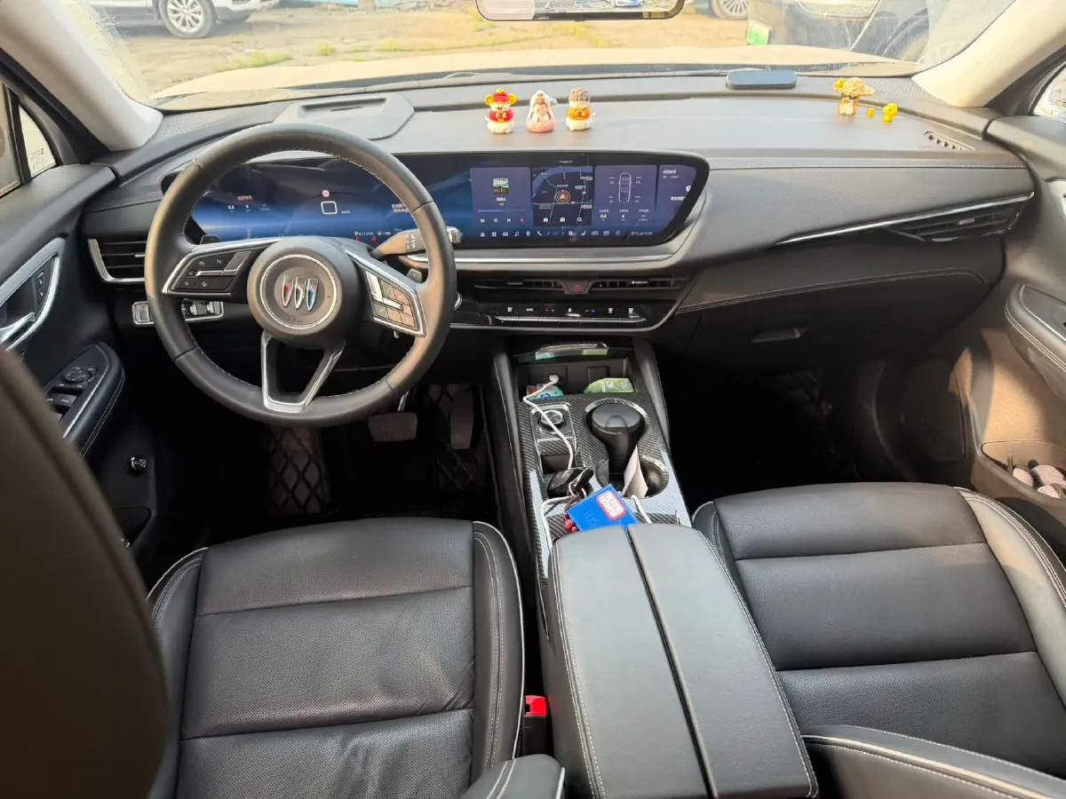 2024 Buick EnvisionPlus 2.0T 237HP L4 9AT,autocango,china used car exporter,china ev exporter,chinese used car exporter,chinese used ev exporter