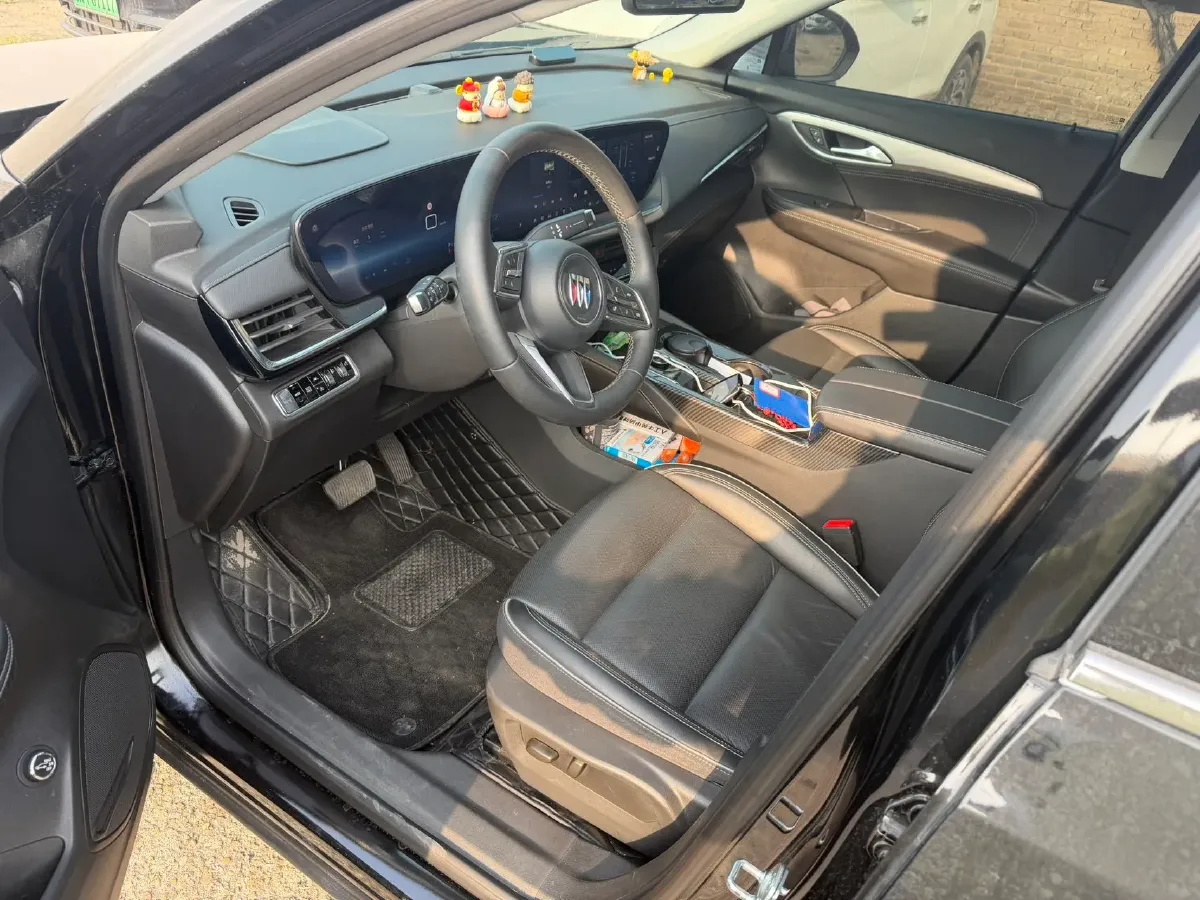 2024 Buick EnvisionPlus 2.0T 237HP L4 9AT,autocango,china used car exporter,china ev exporter,chinese used car exporter,chinese used ev exporter