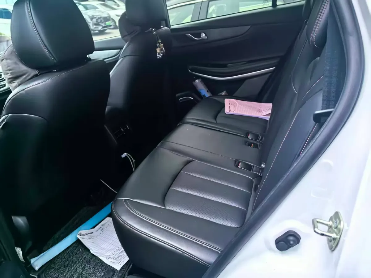 2023 ChangAn CS75 1.5T 188HP L4 7DCT,autocango,china used car exporter,china ev exporter,chinese used car exporter,chinese used ev exporter