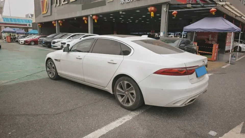 2021 Jaguar XFL 2.0T 200HP L4 8AT,autocango,china used car exporter,china ev exporter,chinese used car exporter,chinese used ev exporter