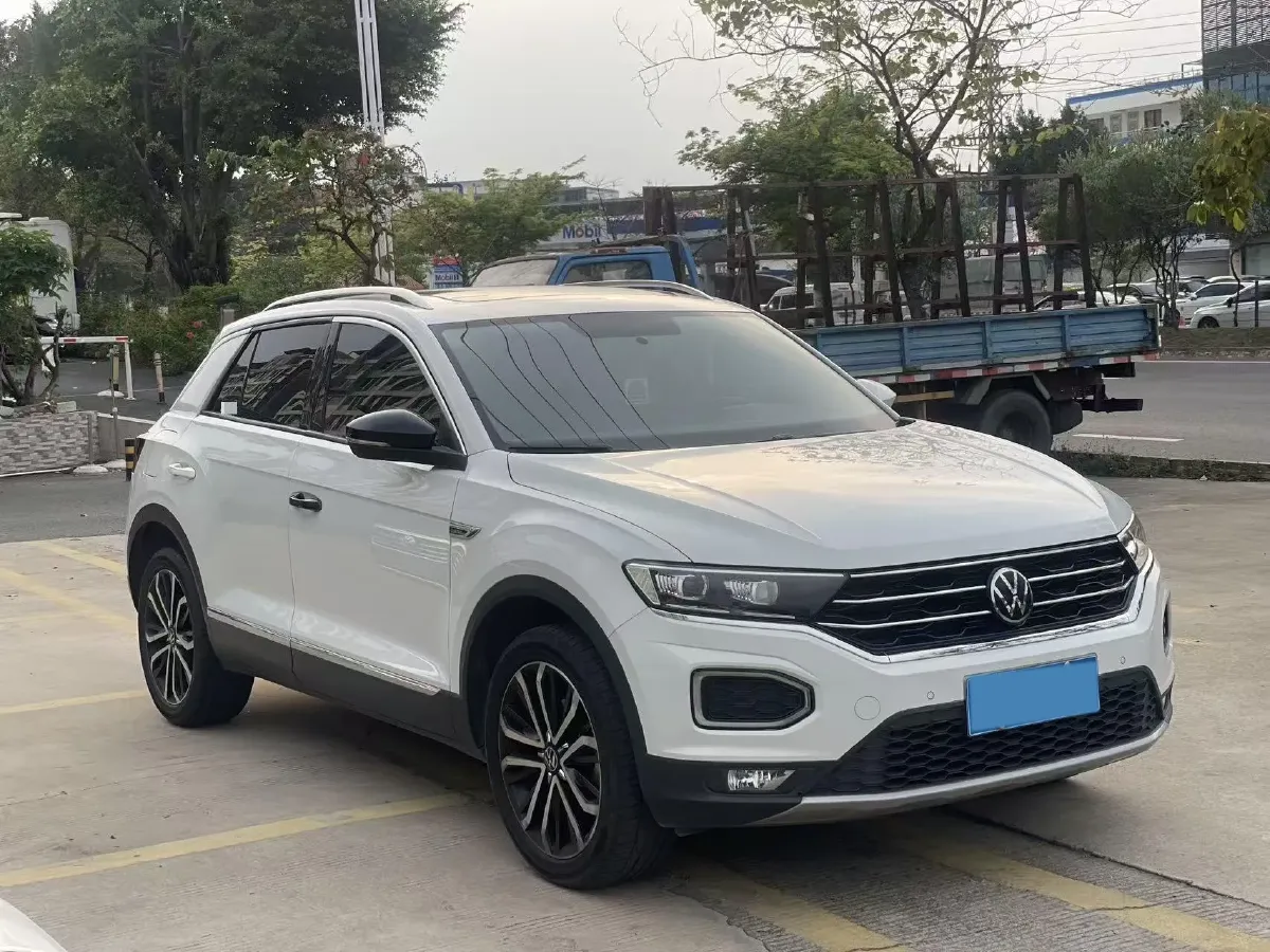 2021 Volkswagen T-Roc 1.4T 150HP L4 7DCT,autocango,china used car exporter,china ev exporter,chinese used car exporter,chinese used ev exporter