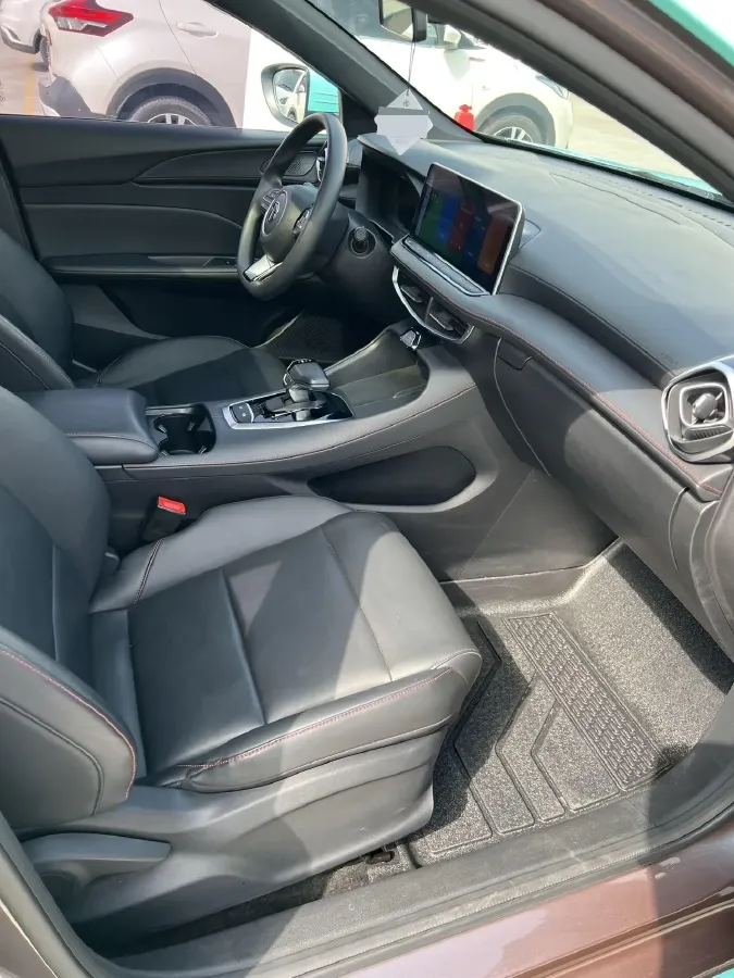 2025 MG 5 1.5T 181HP L4 7DCT,autocango,china used car exporter,china ev exporter,chinese used car exporter,chinese used ev exporter