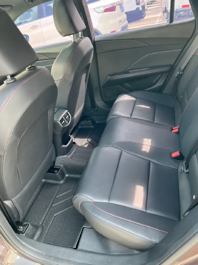 2025 MG 5 1.5T 181HP L4 7DCT,autocango,china used car exporter,china ev exporter,chinese used car exporter,chinese used ev exporter