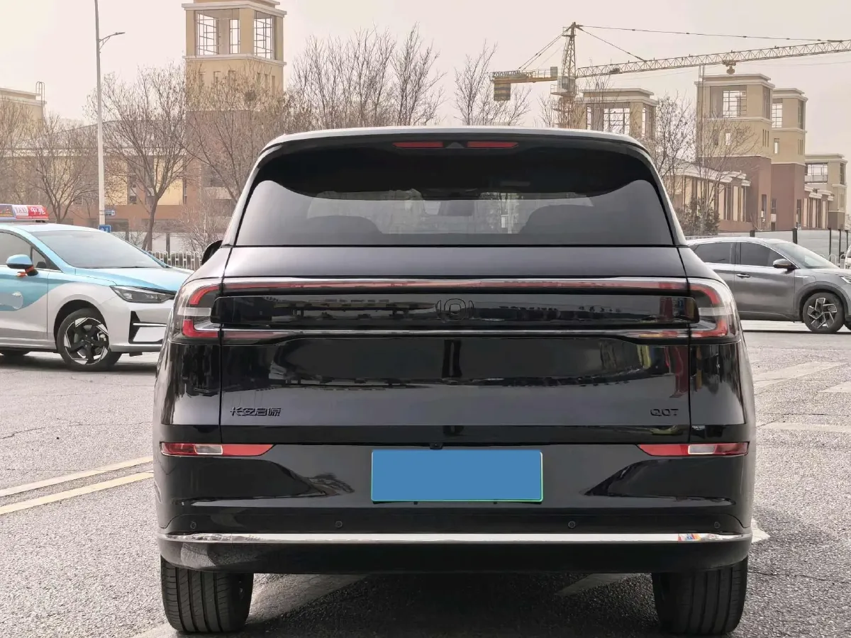 2025 ChangAn QiYuan Q07 1.5T 150HP L4 E-CVT PHEV,autocango,china used car exporter,china ev exporter,chinese used car exporter,chinese used ev exporter