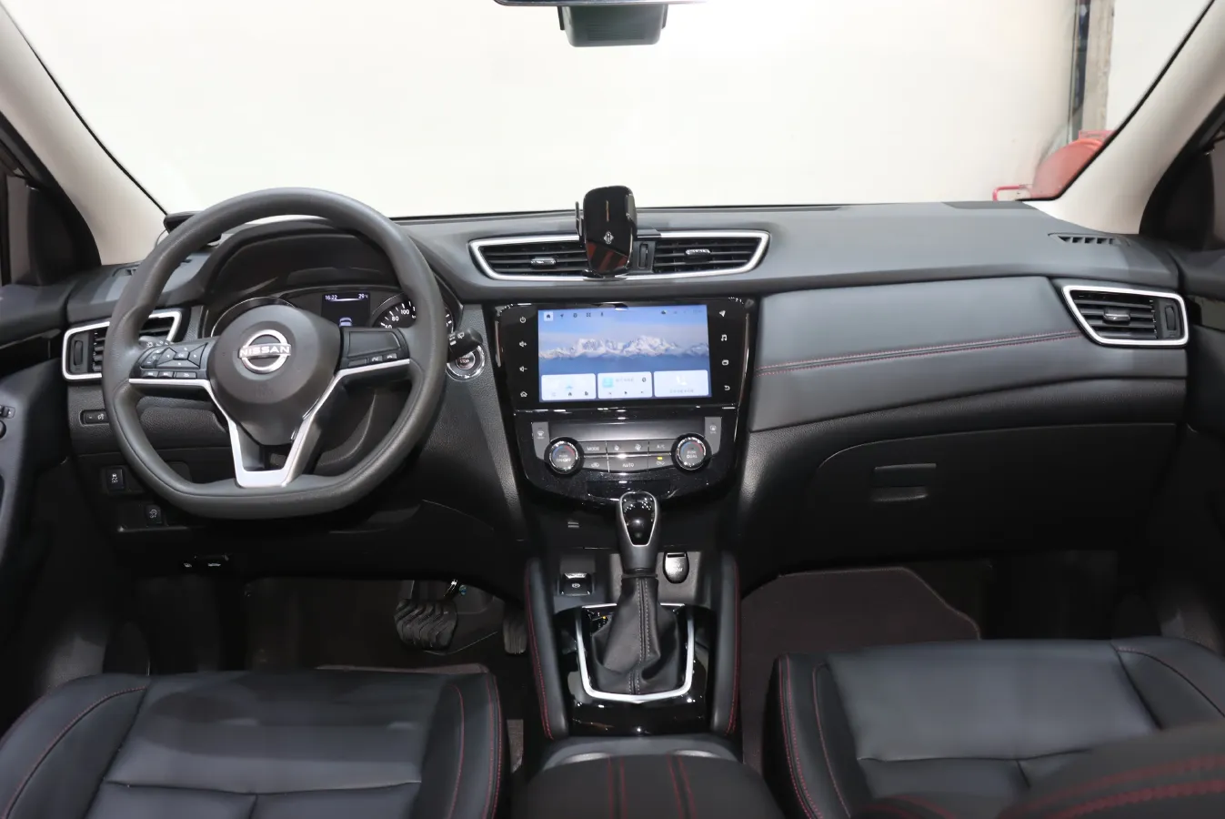 2023 Nissan Qashqai 2.0L 151HP L4 CVT,autocango,china used car exporter,china ev exporter,chinese used car exporter,chinese used ev exporter