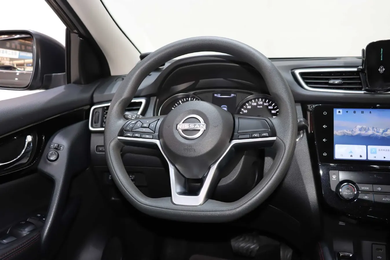2023 Nissan Qashqai 2.0L 151HP L4 CVT,autocango,china used car exporter,china ev exporter,chinese used car exporter,chinese used ev exporter
